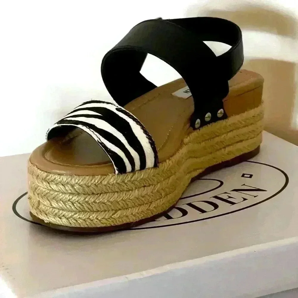 STEVE MADDEN FIFER ZEBRA ESPADRILLE NIB SZ 7.5M